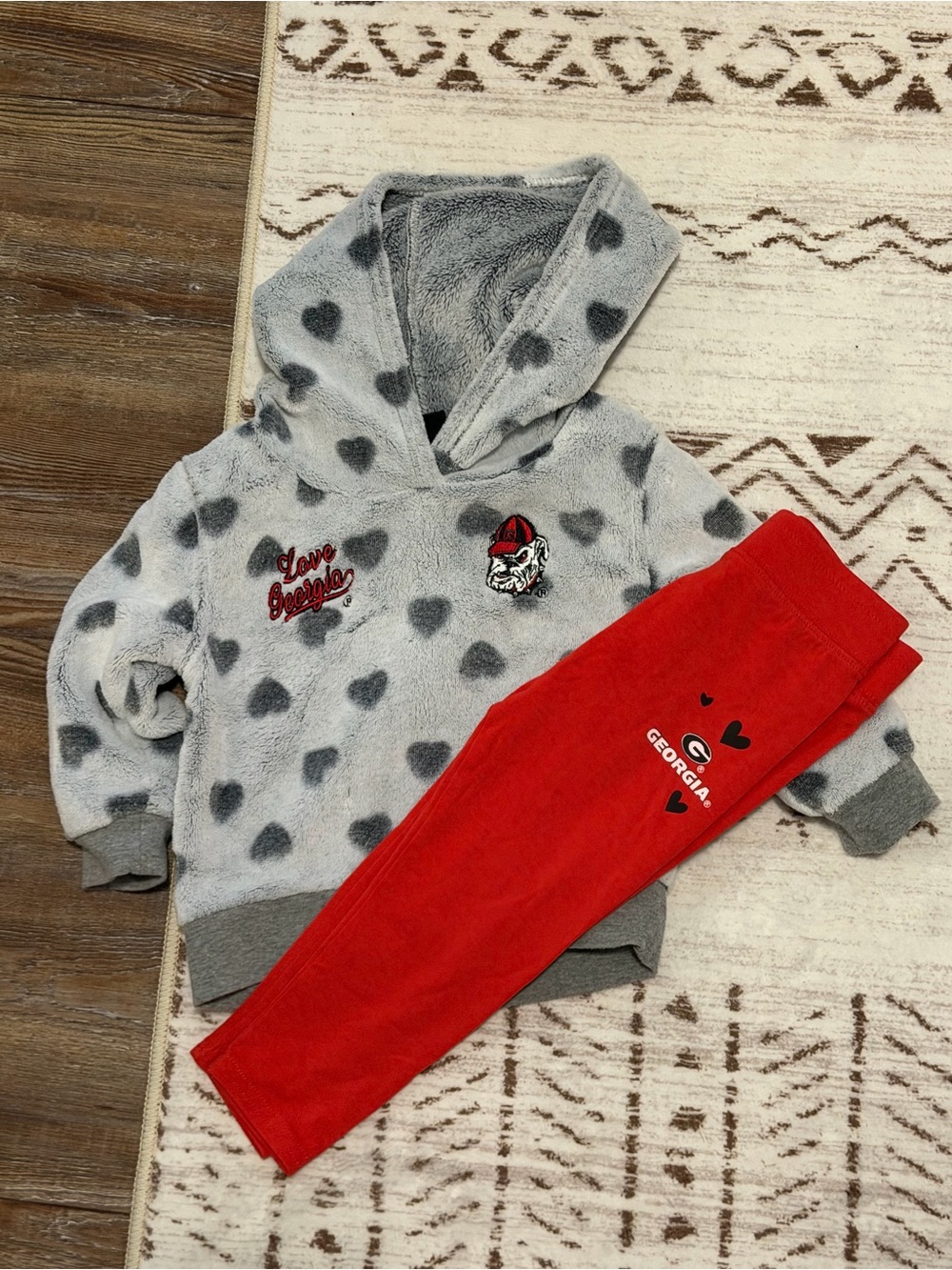 Georgia Bulldogs Cozy Heart Hoodie & Red Leggings Set - 18M